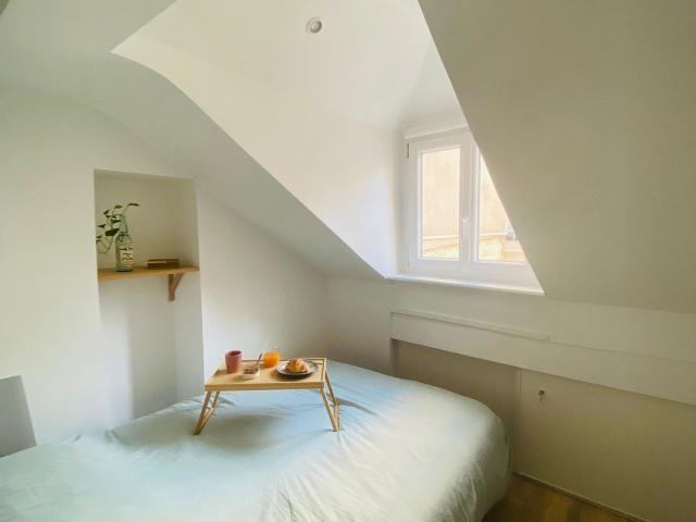 Cosy apartment near Montmartre, Paris Amsterdam Apartments for Rent