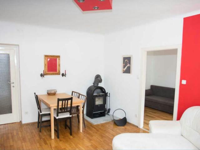 Cosy Apartment near Schönbrunn, Vienna Amsterdam Apartments for Rent