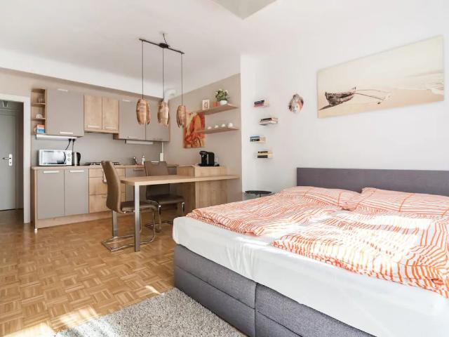 Cosy apartment near VIC UNO City