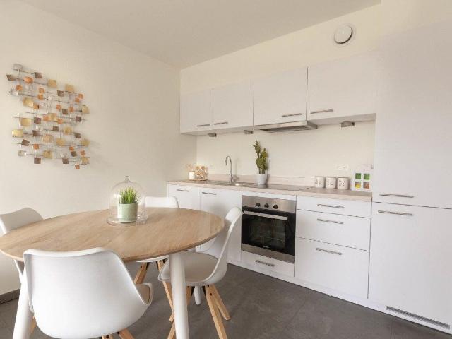 Cosy appartement 1 personne avec parking privé et balcon à J