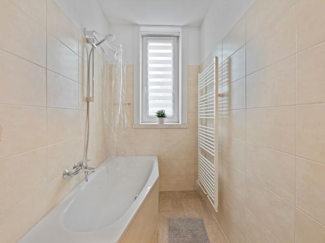 Cosy Art Deco 2 room flat with conservatory in a Gründerzeit villa, Berlin Amsterdam Apartments for Rent