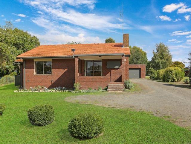 Cosy Central Home in Timboon