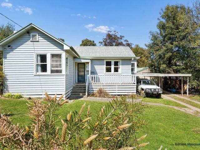Cosy Charm in a Convenient Location