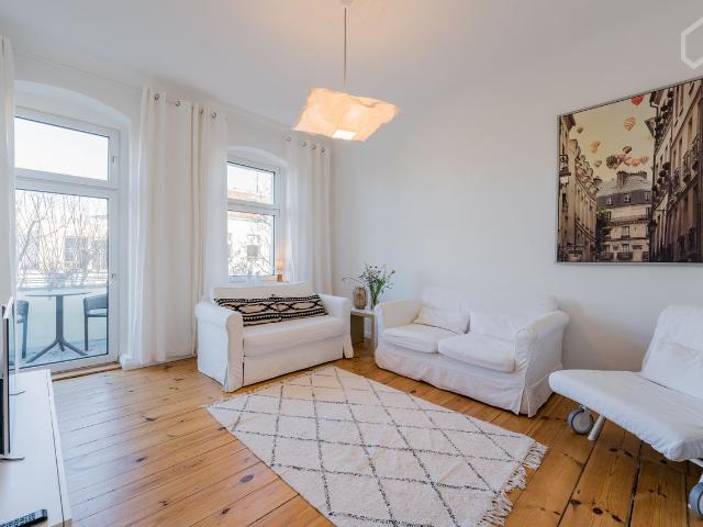 cosy & clean apartment centrally located, Berlin Amsterdam Apartments for Rent