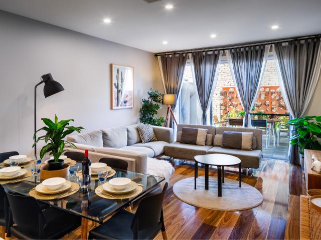 Cosy & Comfortable PET friendly! Near city, central location CALL NOW