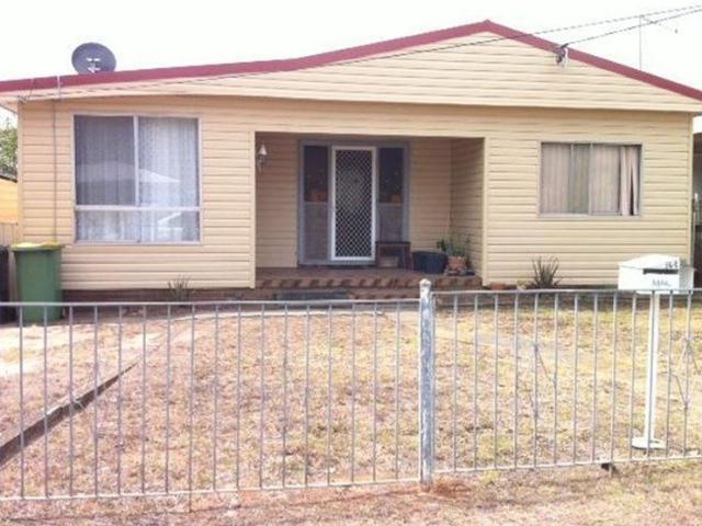 Cosy & Convenient 1 Bedroom Home Water Included