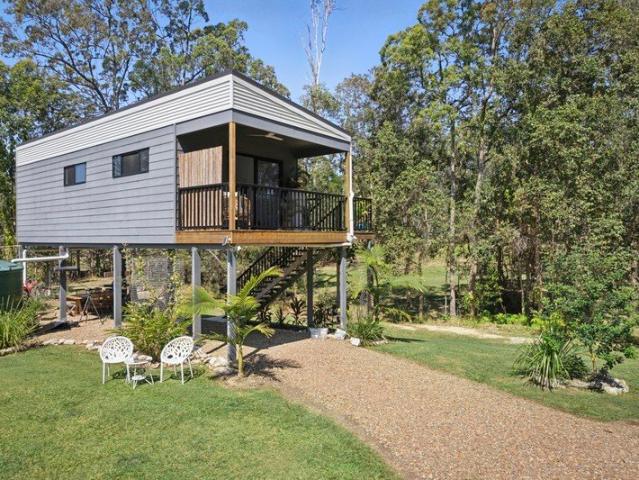 Cosy Cottage, Peaceful Location, Useable 2 Acres
