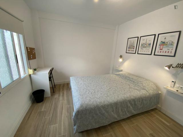 Cosy double bedroom in Alicante city center