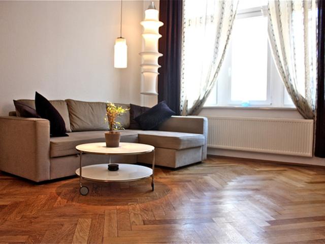 Cosy fully furnished flat in the heard of Prenzlauer Berg small familie or 2 3 friends