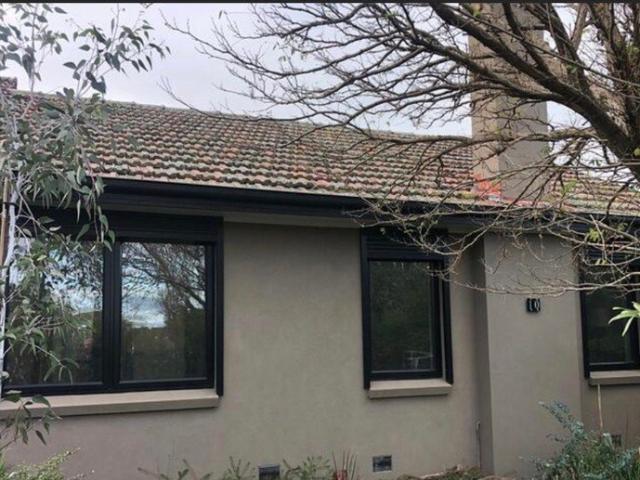 Cosy fully furnished house in a quite court