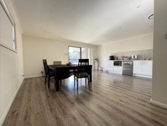 Cosy family home duplex located in a quiet location!