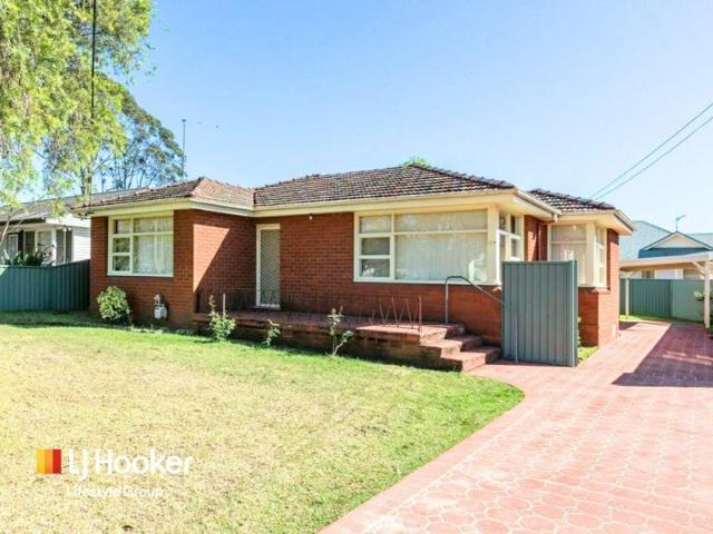 Cosy Family Living in the Heart of Tahmoor