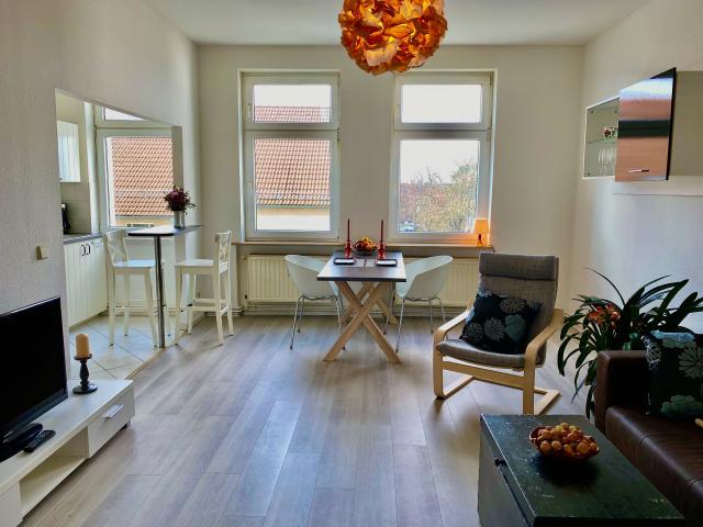 cosy flat, green view 25 min to Alexanderplatz