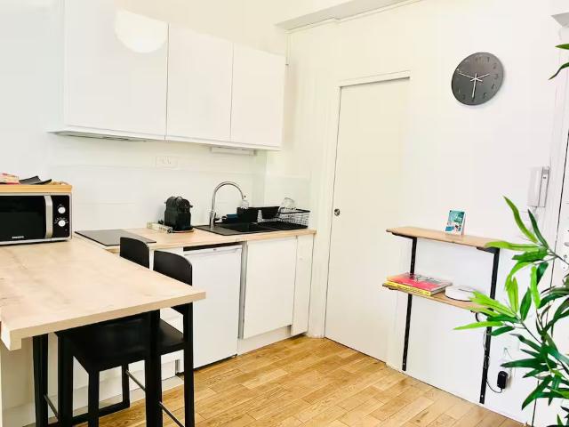 Cosy flat next to Eiffel Tower