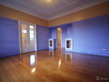 Cosy Flat/Duplex in Prime Location