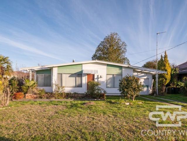 Cosy Home in Convenient Location
