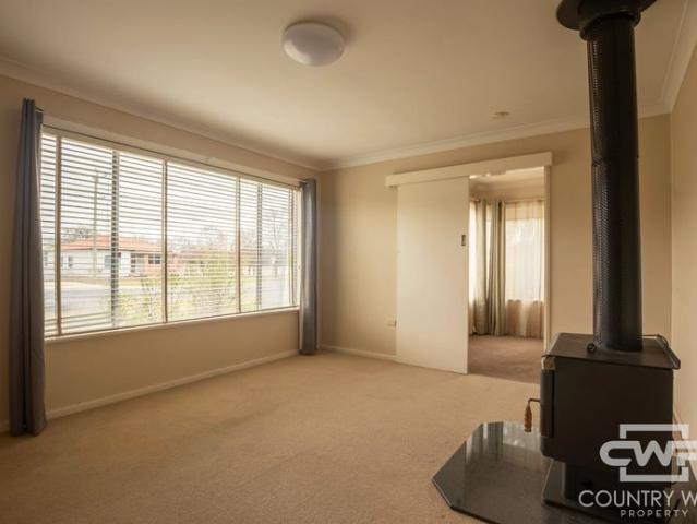 Cosy Home in Convenient Location