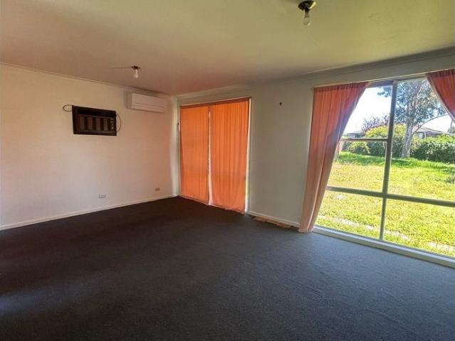 Cosy Home in a Convenient Bacchus Marsh Location