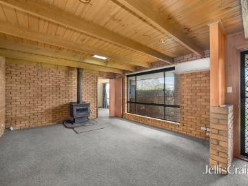 Cosy home in Delacombe!