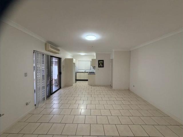 Cosy home with tranquility and Carlingford west public school catchment area