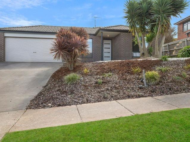 Cosy Home Within Walking Distance of Beach