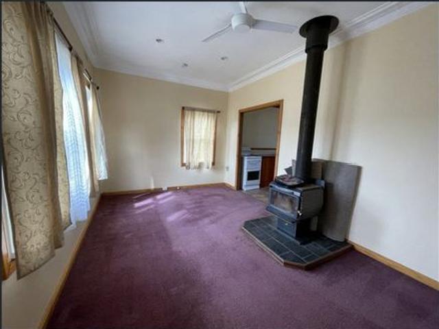 Cosy Living in a Quiet Street Available on a 12 Month Lease