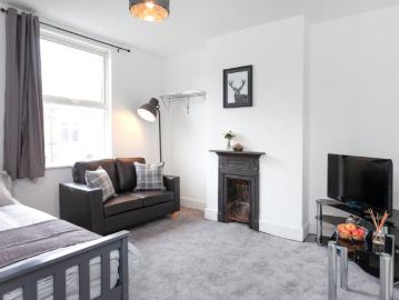 Cosy part furnished apartment