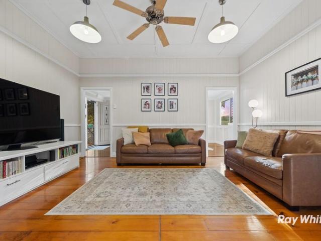 Cosy Place To Call Home,4 Bed 1 Bath With Powered Shed