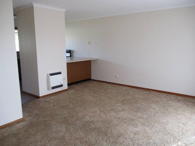 Cosy & Private Two Bedroom Unit