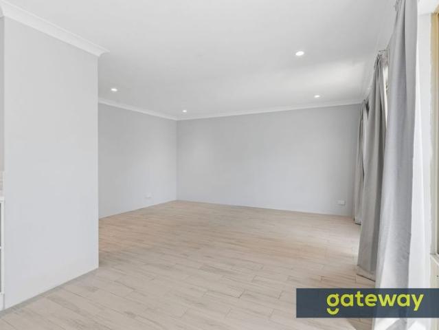 COSY & QUIET UNIT IN THE HEART OF ROCKINGHAM