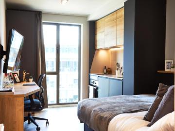 Cosy studio close to Nottingham Trent University Has an Apartment
