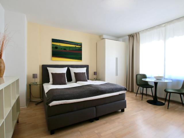 Cosy studio in Cologne's Belgian Quarter, Koln Amsterdam Apartments for Rent