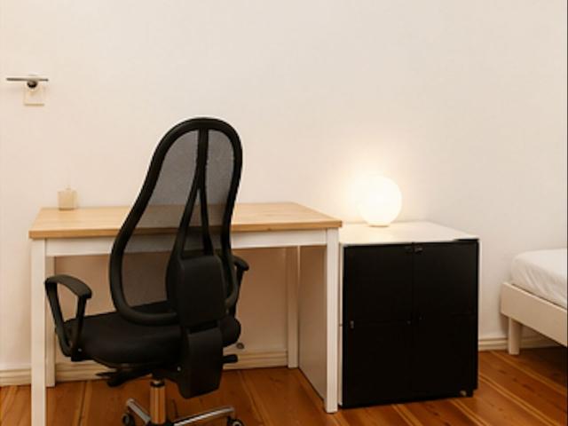 Cosy, spacious flat located in Prenzlauer Berg, Berlin Amsterdam Apartments for Rent