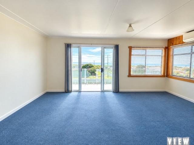 Cosy two bedroom, Carport + Shed