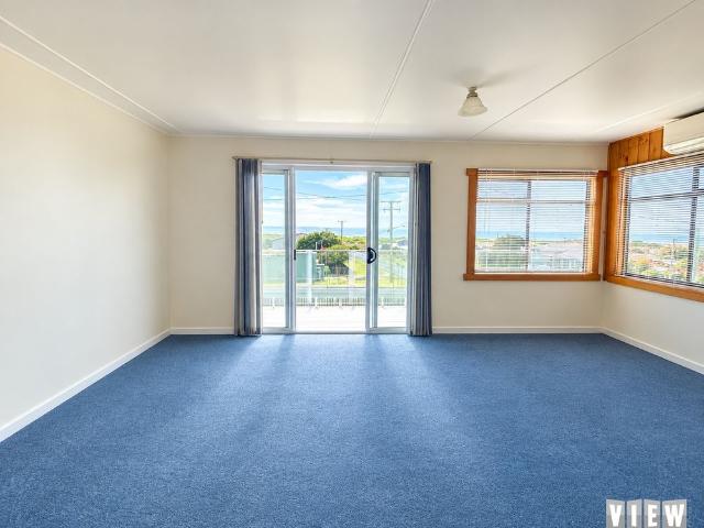 Cosy two bedroom, Carport + Shed