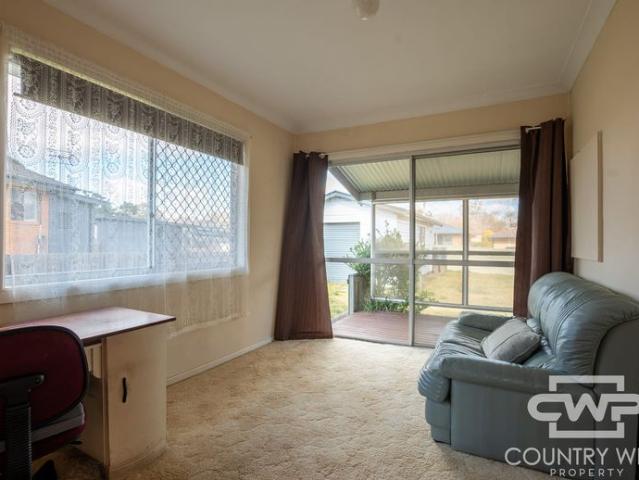 Cosy Two Bedroom Home
