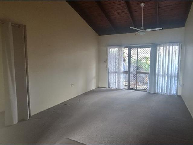 Cosy Two Bedroom Unit
