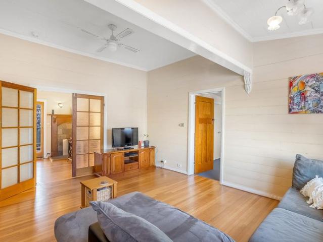 Cosy Three Bedroom Cottage