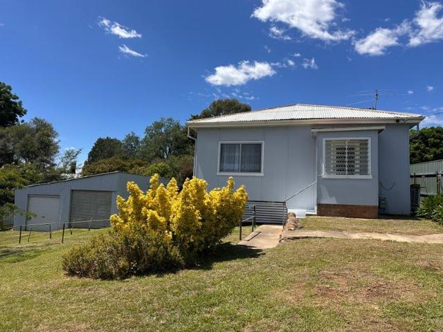 COSY THREE BEDROOM HOME