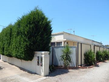 Cosy Unit in Perfect Location!