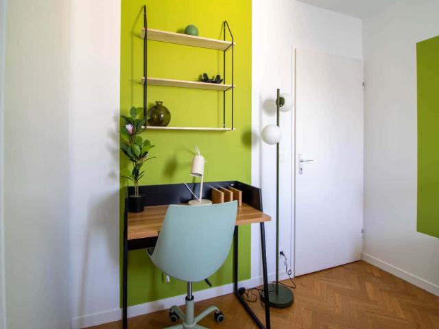 Cosy 10m² bedroom to rent in Saint Denis SDN19