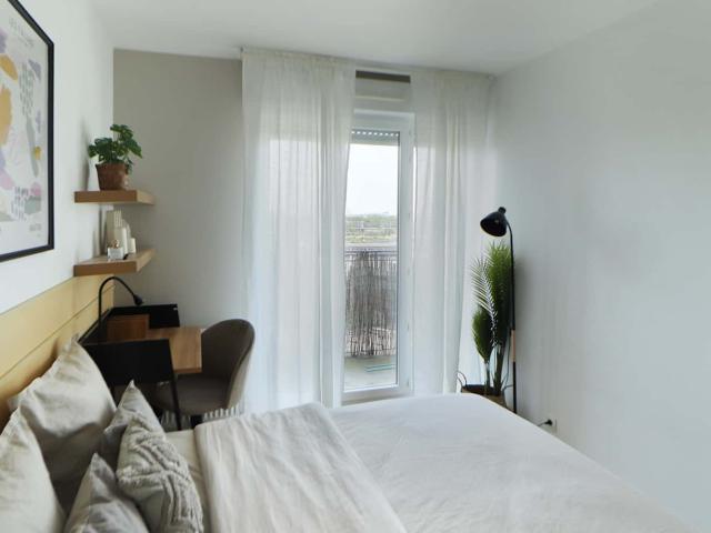 Cosy 13 m² bedroom with balcony for rent in coliving near Paris SDN51