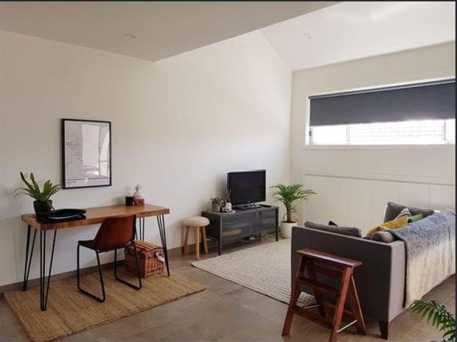 Cosy 1 bed apartment Available NOW!