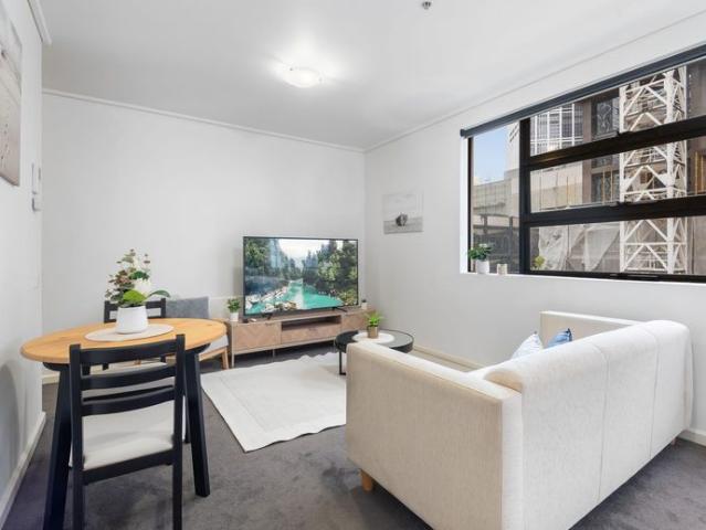 Cosy 1 Bed Apartment In the Heart of Melbourne SHORT TERM LEASES AVAILABLE