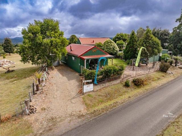 Cosy 1 Bedroom rustic home in Peaceful Waratah