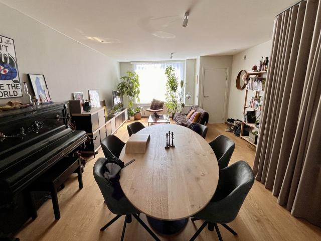 Cosy 2 bed house with green garden in Ghent