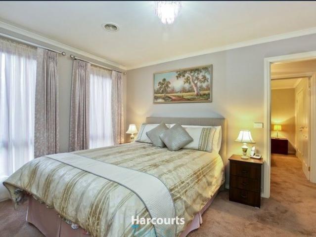 Cosy 2 Bedroom unit in Epping