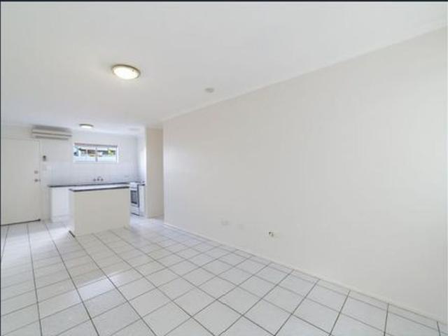 2 BEDROOM UNIT IN BSHS CATCHMENT