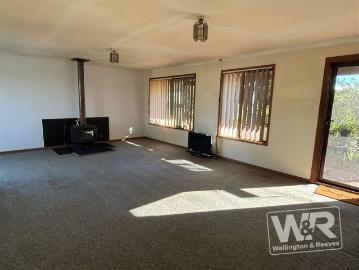 COSY 2 BEDROOM HOME