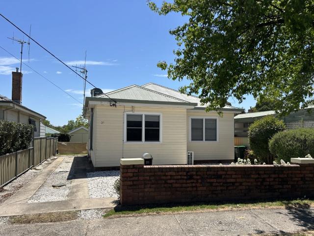 COSY 2 BEDROOM HOME
